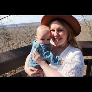 Meet your Posher, Kayla